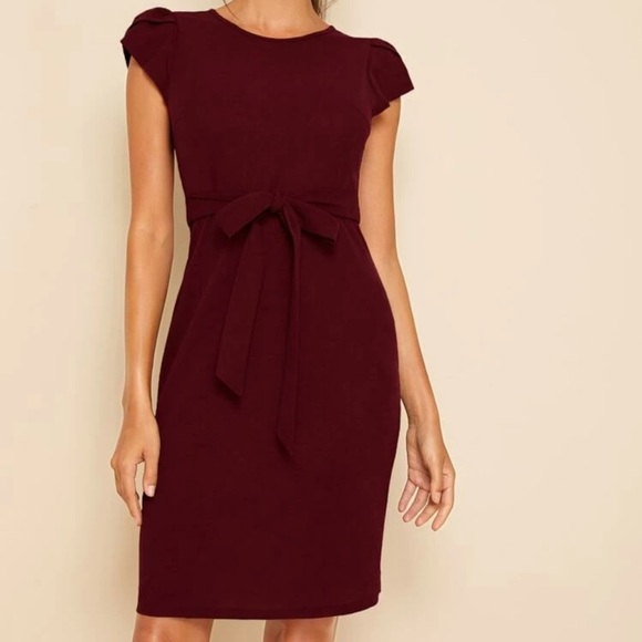 Petal short sleeve belted sheath dress dark green - Picture 6 of 8